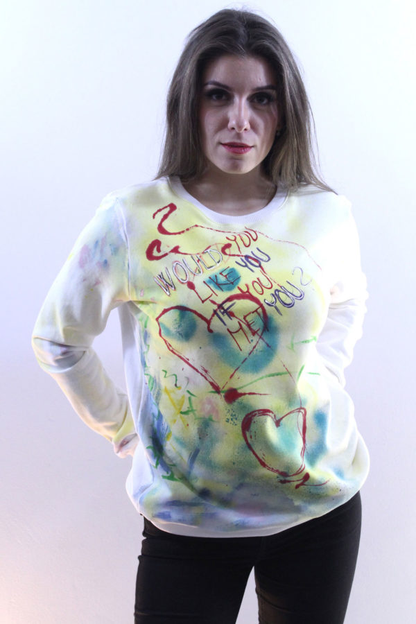 Smetanová mikina s originální autorskou malbou